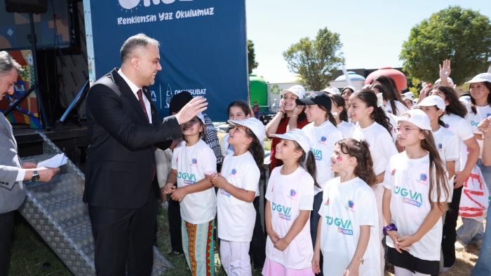 Celal Karatüre’nin sahne aldığı TÜGVA Yaz Okulları, kapanış programı ile sona erdi
